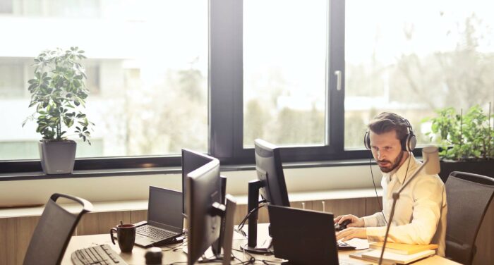 SELLS SERVICES IN THE EU